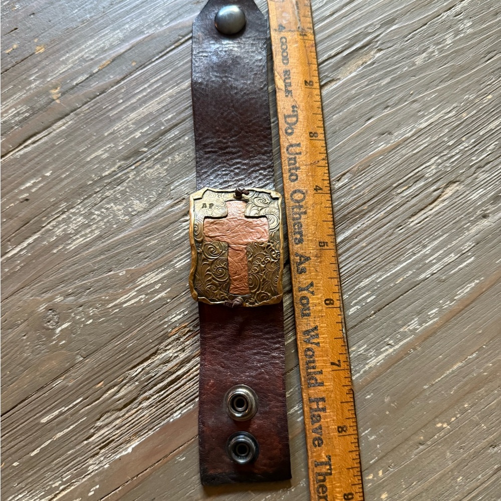 Vintage Leather Bracelet with ostrich under cross